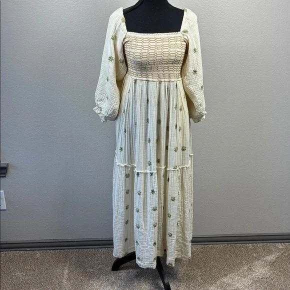 Free People Dahlia Maxi Dress Cream/Green Floral Embroidered 3/4 Puff Sleeves M - Picture 4 of 11